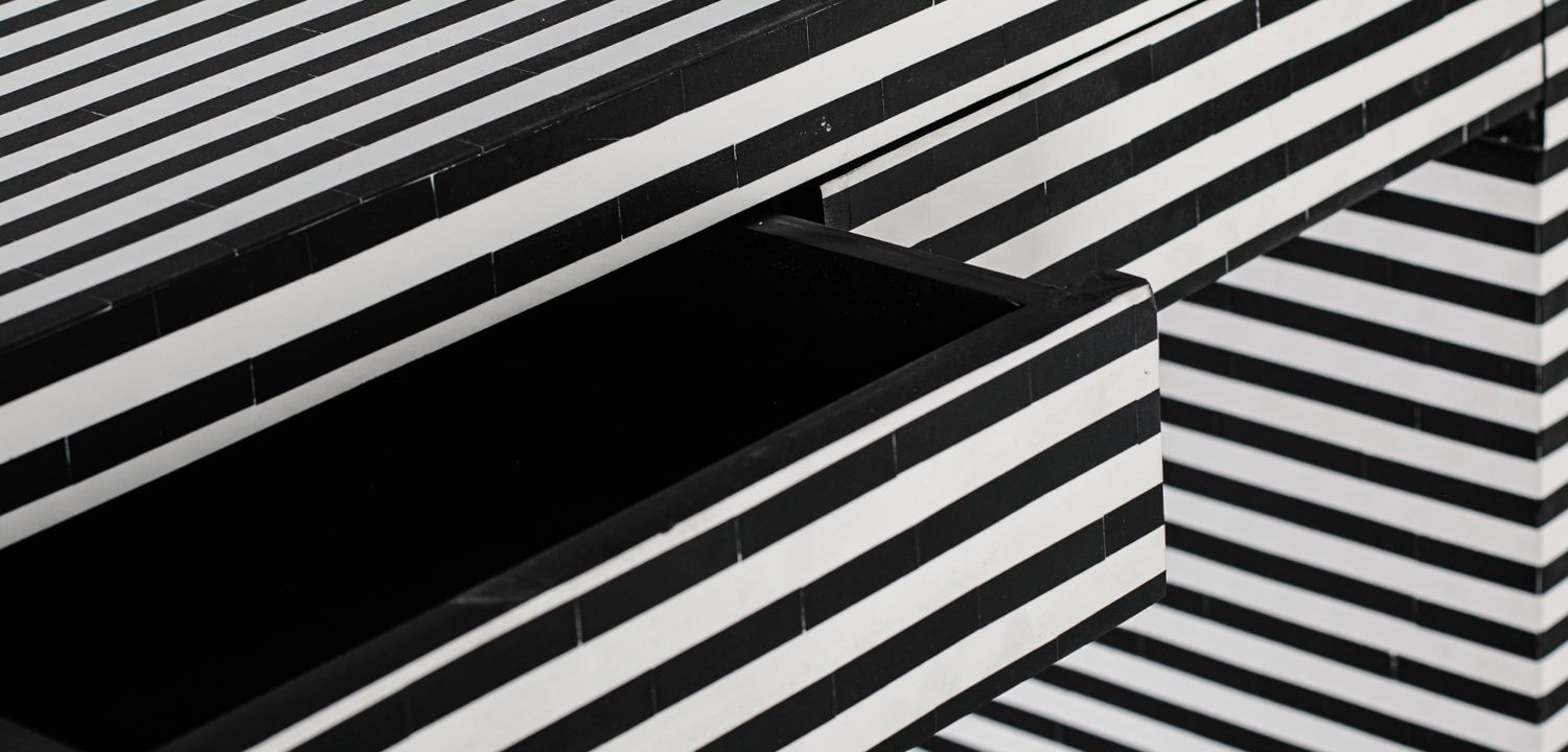 Стол Black&white Indian Bone Inlay table - фото №1