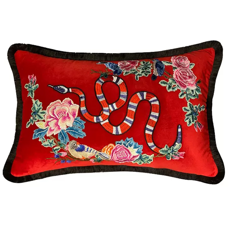Декоративная подушка с вышивкой стиль Gucci Змея Micrurus Pillow Красная Красный Мульти Декоративная подушка с вышивкой стиль Gucci Змея Micrurus Pillow Красная Красный Мульти в Екатеринбурге | Loft Concept