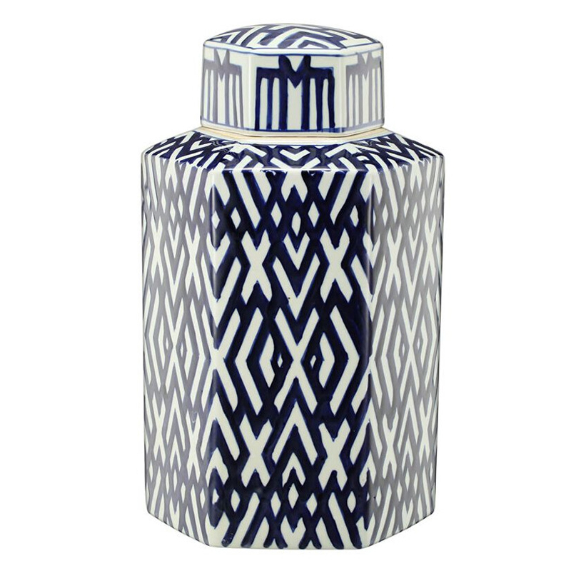 Ваза с крышкой и графическим узором в сине-белых цветах Blue & White Ornament Белый Синий Ваза с крышкой и графическим узором в сине-белых цветах Blue & White Ornament Белый Синий в Екатеринбурге | Loft Concept