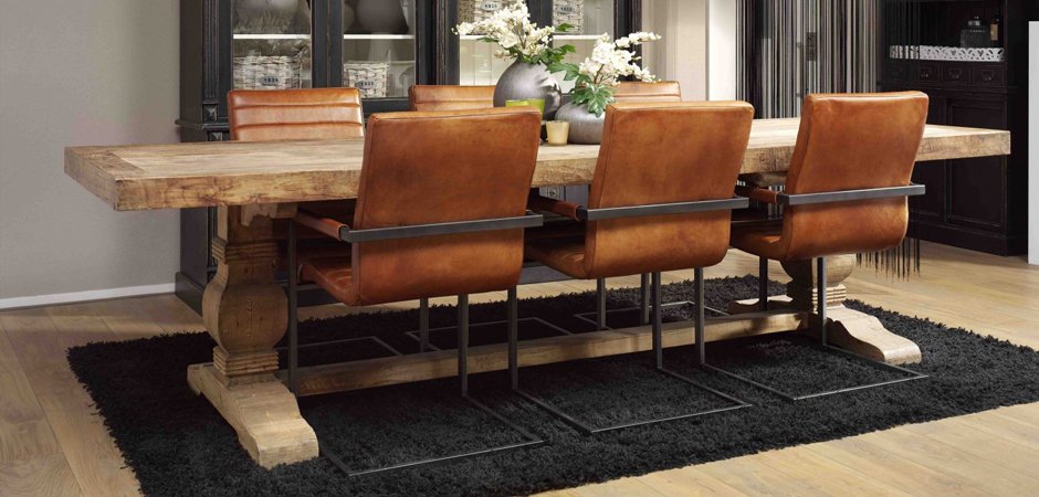 Кожаный стул с подлокотником Loft Stool Eleonora Swan Кожаный стул с подлокотником Loft Stool Eleonora Swan - Loft-Concept в Екатеринбурге