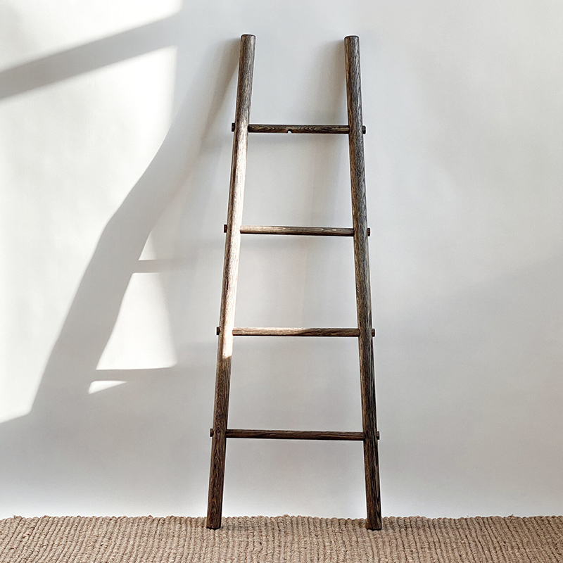 Лестница-вешалка Tiare Hanger Ladder Дуб темный в Екатеринбурге | Loft Concept 