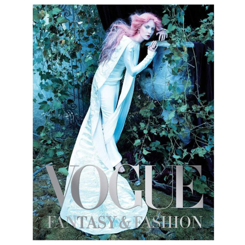 Книга Vogue Fantasy & Fashion photography book  в Екатеринбурге | Loft Concept 