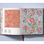 Подарочная  Книга для дизайнеров The Book of Printed Fabrics. 16th - today XXL варинант исполнения - 8 | Loft Concept в Екатеринбурге