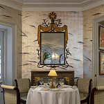 Обои ручная роспись Fishes Blue Pearl on Tarnished Silver gilded silk with pearlescent antiquing варинант исполнения - 6 | Loft Concept в Екатеринбурге