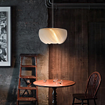 Подвесной светильник с белыми изящными декоративными лепестками Volumetric Petal Lamp варинант исполнения - 3 | Loft Concept в Екатеринбурге