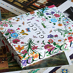 Подарочная коллекционная книга для дизайнеров Gucci. The Art of Silk Assouline варинант исполнения - 8 | Loft Concept в Екатеринбурге