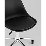 Офисный стул на металлическом основании EGGERY Black пластик варинант исполнения - 2 | Loft Concept в Екатеринбурге