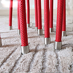 Дизайнерский журнальный стол с круглой прозрачной столешницей и основанием в виде красных металлических тросов Wires варинант исполнения - 3 | Loft Concept в Екатеринбурге