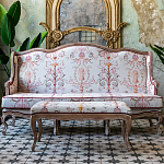 Банкетка из массива бука бежевая с растительным орнаментом Raffael Beige Floral Banquette варинант исполнения - 4 | Loft Concept в Екатеринбурге