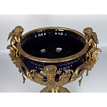 Чаша темно-синего цвета с фигурками ангелов и рельефным декором Eden Garden porcelain and bronze варинант исполнения - 8 | Loft Concept в Екатеринбурге