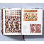Подарочная  Книга для дизайнеров The Book of Printed Fabrics. 16th - today XXL варинант исполнения - 12 | Loft Concept в Екатеринбурге