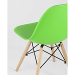 Пластиковый стул на ножках из массива бука Eames Light Green варинант исполнения - 3 | Loft Concept в Екатеринбурге