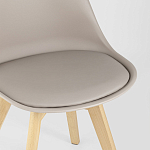 Стул с основой из пластика и мягким сиденьем Arvika Beige варинант исполнения - 7 | Loft Concept в Екатеринбурге