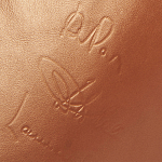 Дизайнерское кожаное кресло в форме руки Poltronova Joe Gold  Armchair варинант исполнения - 12 | Loft Concept в Екатеринбурге