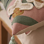 Подушка с цветочным принтом и кисточками Blooming Elegance Daisy варинант исполнения - 7 | Loft Concept в Екатеринбурге