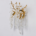 Бра золотого цвета с ветвями и белыми овальными стеклянными подвесками Droplet Chandelier варинант исполнения - 3 | Loft Concept в Екатеринбурге