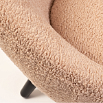 Кресло розовое с обивка из искусственного каракуля Iconic Creation варинант исполнения - 2 | Loft Concept в Екатеринбурге