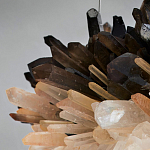 Люстра кргулая светодиодная из дымчатых и прозрачных необработанных кристаллов Raw Crystal варинант исполнения - 1 | Loft Concept в Екатеринбурге