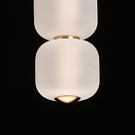 Подвесной светильник с 3-мя округлыми матовыми плафонами из белого стекла Golden Swirl варинант исполнения - 7 | Loft Concept в Екатеринбурге