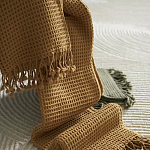 Плед из шерсти цвета охры с бахарамой Waffle Comfort варинант исполнения - 6 | Loft Concept в Екатеринбурге