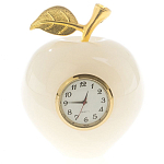 Часы настольные в виде яблока из натурального камня Оникс Stone Clock варинант исполнения - 3 | Loft Concept в Екатеринбурге