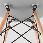 Пластиковый стул на ножках из массива бука Eames Cappuccino варинант исполнения - 9 | Loft Concept в Екатеринбурге