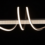 Люстра линейная черного цвета с волнообразным металлическим элементом Luke Lampco Tracer Lamp варинант исполнения - 4 | Loft Concept в Екатеринбурге