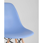 Пластиковый стул на ножках из массива бука Eames Blue варинант исполнения - 2 | Loft Concept в Екатеринбурге