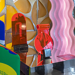 Дизайнерский держатель для фотографий Poltronova Ofelia Rosso Francia Photo Holder варинант исполнения - 8 | Loft Concept в Екатеринбурге