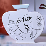 Ваза плоская белая с абстрактными черными линиями в форме лиц Faces of Imagination варинант исполнения - 4 | Loft Concept в Екатеринбурге