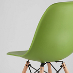 Пластиковый стул на ножках из массива бука Eames Green варинант исполнения - 3 | Loft Concept в Екатеринбурге