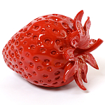 Декоративная статуэтка в виде клубники Strawberry Figurine варинант исполнения - 2 | Loft Concept в Екатеринбурге