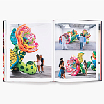 Книга по искусству Yayoi Kusama: I Spend Each Day Embracing Flowers варинант исполнения - 10 | Loft Concept в Екатеринбурге
