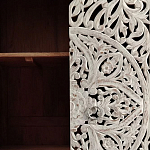 Шкаф с орнаментом ручная резьба из дерева Indian Antique Furniture  варинант исполнения - 3 | Loft Concept в Екатеринбурге