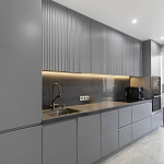 Прямой серый кухонный гарнитур с фрезерованным фасадом Idelle Kitchen Set варинант исполнения - 1 | Loft Concept в Екатеринбурге