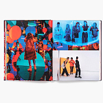 Книга по искусству Yayoi Kusama: I Spend Each Day Embracing Flowers варинант исполнения - 6 | Loft Concept в Екатеринбурге