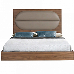 Кровать двуспальная с высоким изголовьем из дерева и подушек из экокожи Modern Look варинант исполнения - 3 | Loft Concept в Екатеринбурге