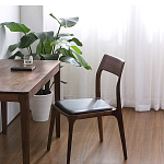 Стул деревянный с мягким сиденьем из черной натуральной кожи Moon Walnut Furniture варинант исполнения - 2 | Loft Concept в Екатеринбурге