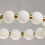 Люстра круглая с матовыми белыми шарами PEARLS Suspension варинант исполнения - 4 | Loft Concept в Екатеринбурге