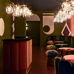 Обои ручная роспись Chez Nina by India Mahdavi Standard colourway on Perfect Green slub silk варинант исполнения - 1 | Loft Concept в Екатеринбурге