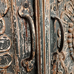 Индийский шкаф с орнаментом резьба из дерева Indian Antique Furniture  варинант исполнения - 5 | Loft Concept в Екатеринбурге