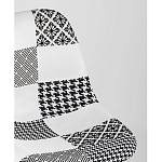 Пластиковый стул на ножках из массива бука Eames Черно-Белый Пэчворк варинант исполнения - 2 | Loft Concept в Екатеринбурге