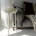 Круглый журнальный столик со столешницей из эпоксидной смолы Epoxy Resin Flowers Coffee Table варинант исполнения - 3 | Loft Concept в Екатеринбурге