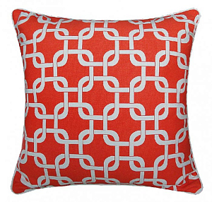 Подушка красный орнамент