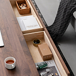 Кофейный стол из массива дерева с выдвижными ящиками Coffee Walnut Table варинант исполнения - 7 | Loft Concept в Екатеринбурге