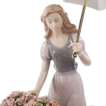 Статуэтка фарфоровая Девушка с цветами Charming Statuette варинант исполнения - 1 | Loft Concept в Екатеринбурге
