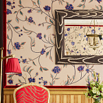 Обои с вышивкой ручной работы Flora Catherine colourway on Liso Pearl wool sateen варинант исполнения - 2 | Loft Concept в Екатеринбурге