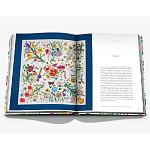 Подарочная коллекционная книга для дизайнеров Gucci. The Art of Silk Assouline варинант исполнения - 6 | Loft Concept в Екатеринбурге