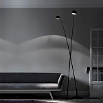 Торшер с изогнутой черной металлической стойкой и цилиндрическим плафоном Davide Groppi варинант исполнения - 6 | Loft Concept в Екатеринбурге