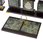 Настольный письменный набор из нефрита на ножках Executive Recruitment варинант исполнения - 2 | Loft Concept в Екатеринбурге